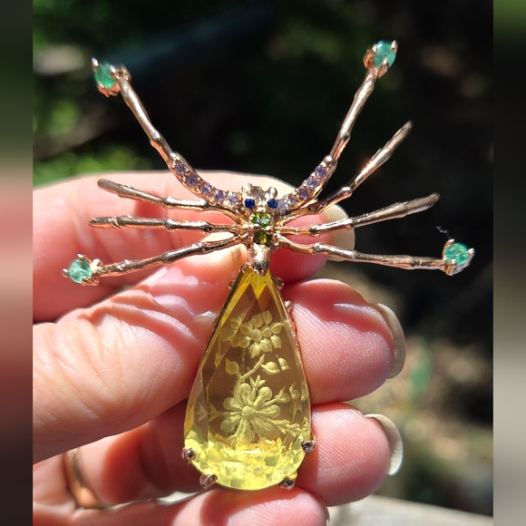 Lemon Quartz floral cut 37karat emerald sapphire & Topaz sterling & rosegold pin - Picture 6 of 9